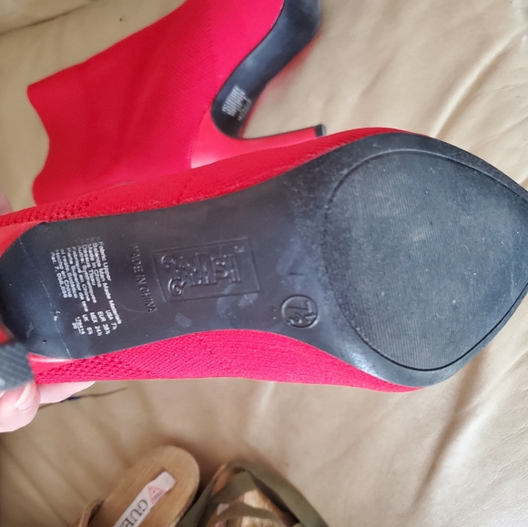 Red Boots - Picture 3 of 3